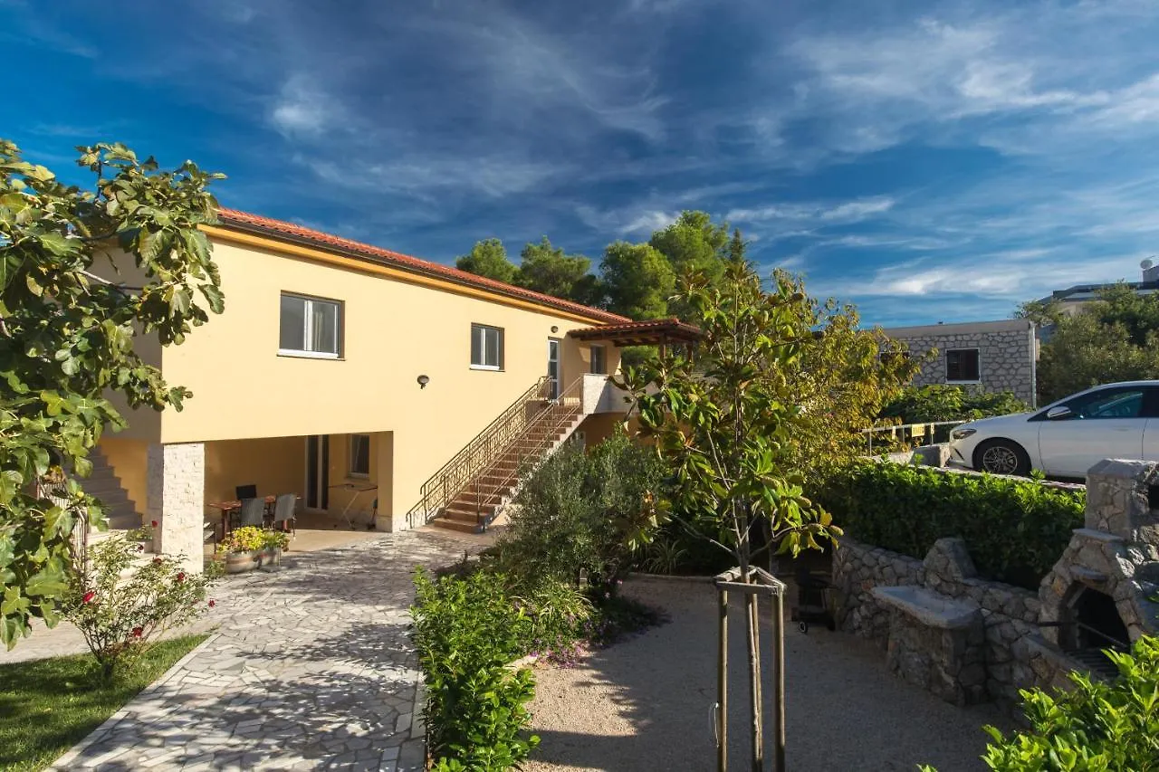 Apartment Apartmani Laura Krk Krk Town Croatia