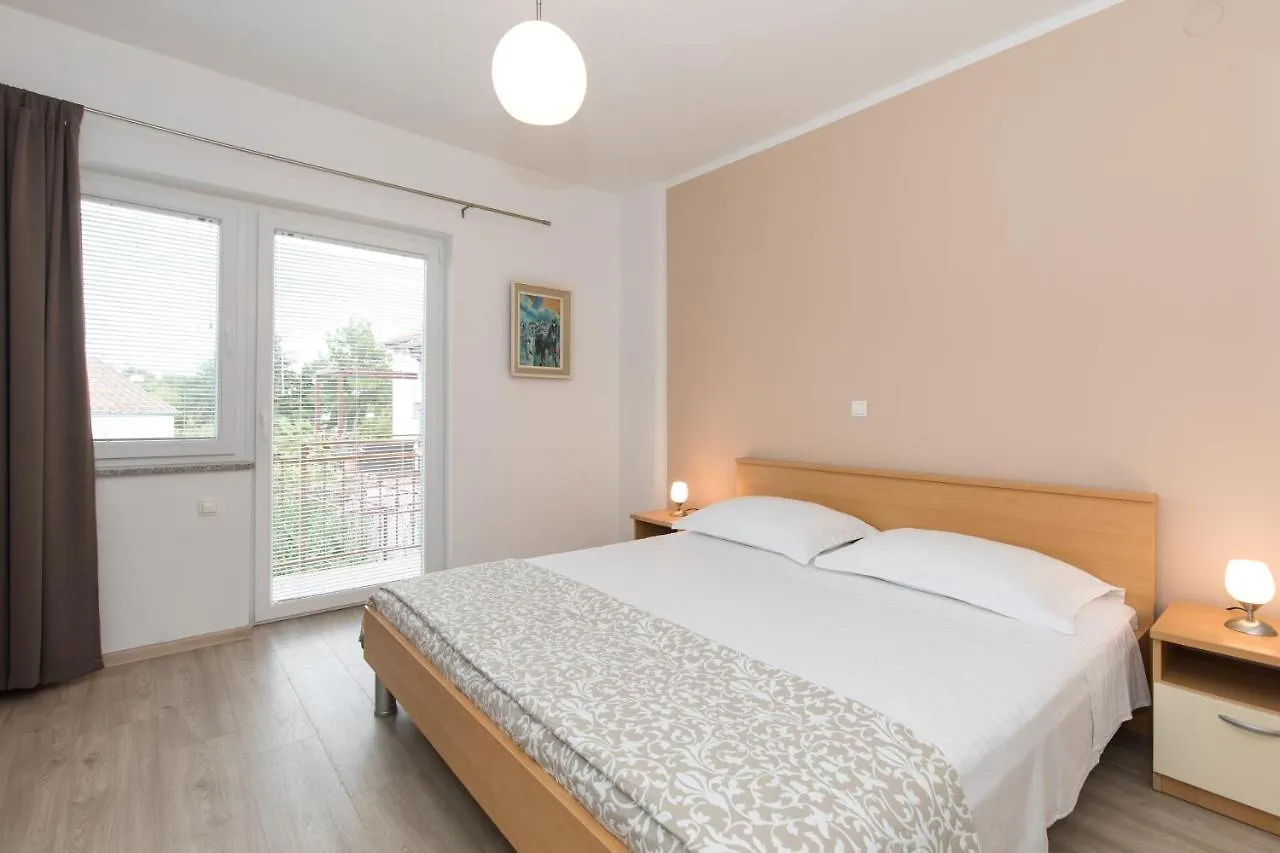 Apartmani Laura Krk Krk Town 0*,