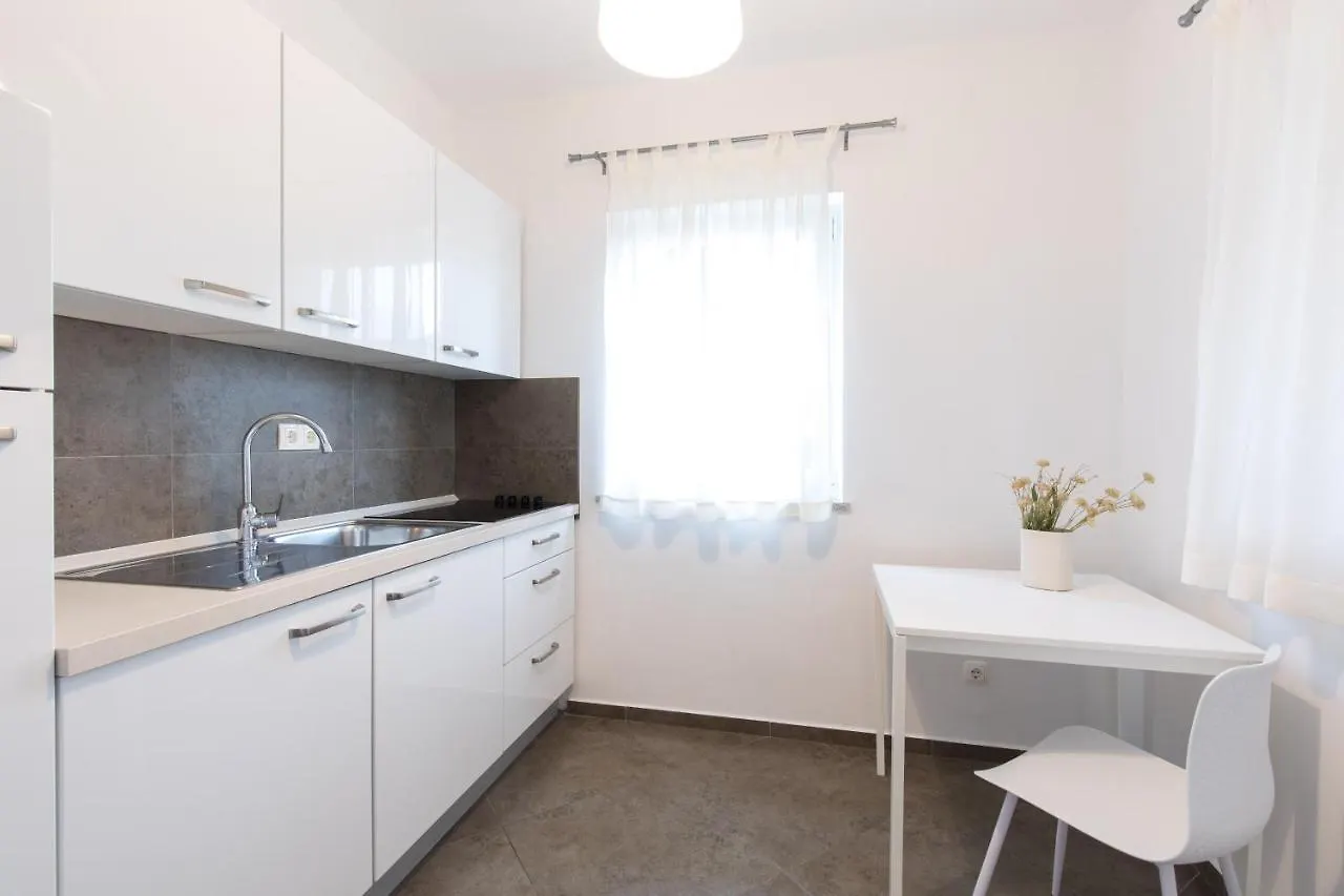 Apartmani Laura Krk Krk Town Apartment